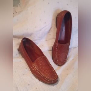 Bare Traps "Longboat" Leather Loafers Ladies Size 8